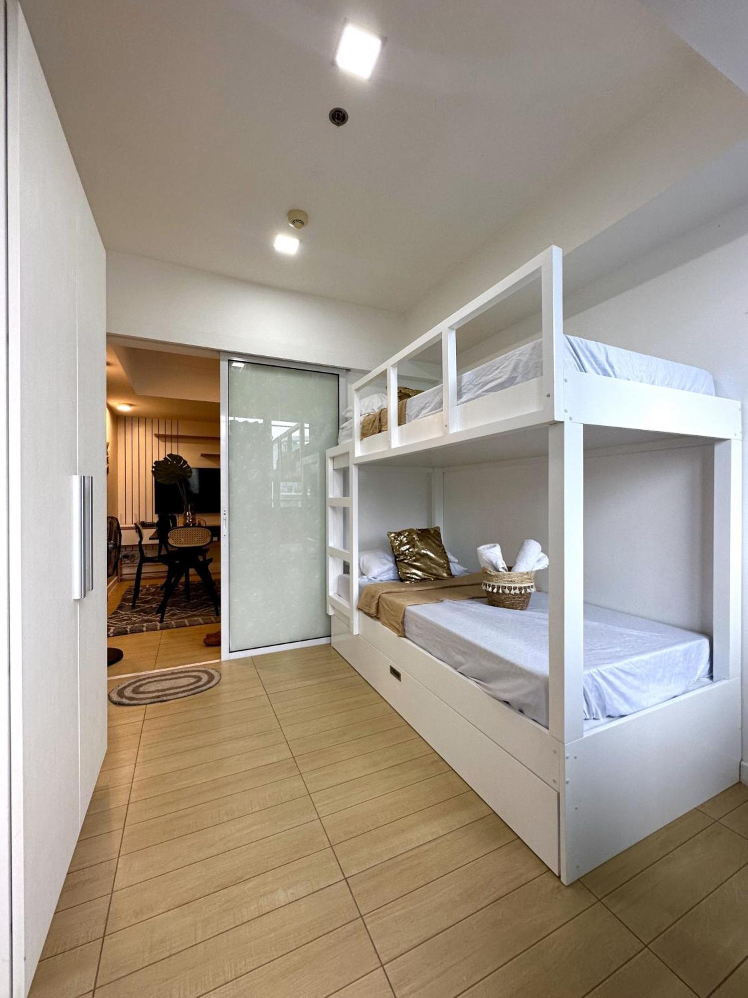 The Bahamas & Maldives Suites At Azure Residences Paranaque 15 Mins Manila Airport T3 Exterior foto